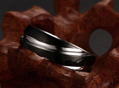 Schwarzer Herrenring aus Titanstahl-Twill
