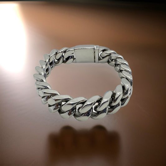 Stylish Stainless Steel Bracelet (Everyday Wear)