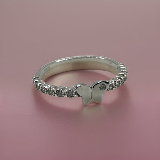 Express Your Love: Silver Heart Ring with White Zircon Stone
