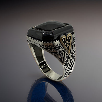 Versatile Elegance: Silver Ring with Heart Design